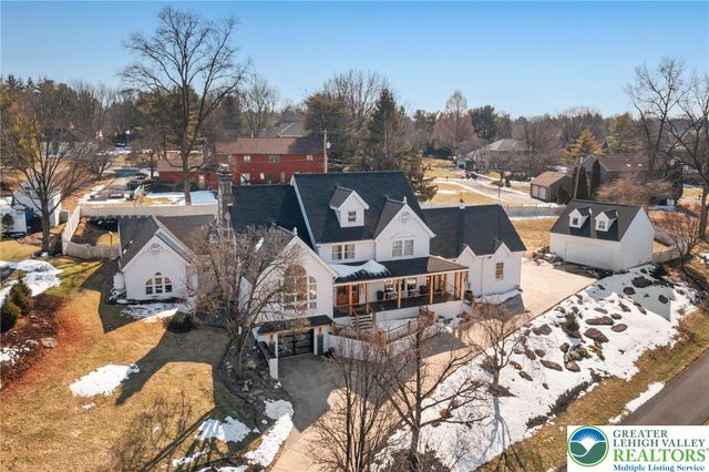 2230 Greenwood Road, Salisbury Twp, PA 18103