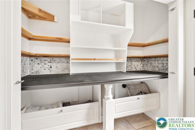 2230 Greenwood Road, Salisbury Twp, PA 18103