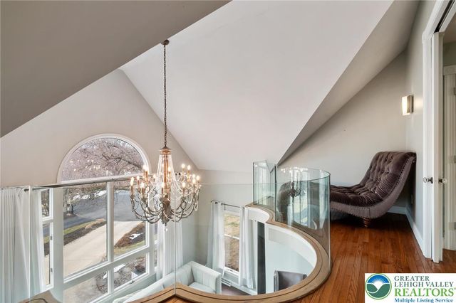 2230 Greenwood Road, Salisbury Twp, PA 18103