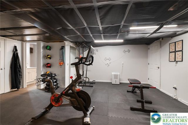 2230 Greenwood Road, Salisbury Twp, PA 18103