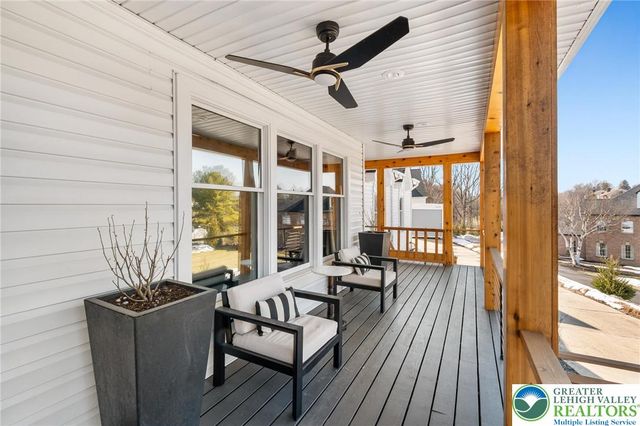 2230 Greenwood Road, Salisbury Twp, PA 18103