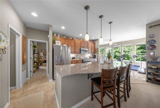 23 Parkridge Drive, Bella Vista, AR 72715