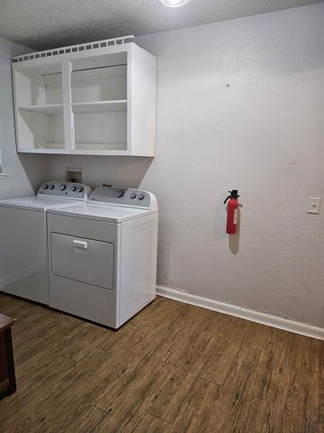 108 2nd Street, Whitney, TX 76692
