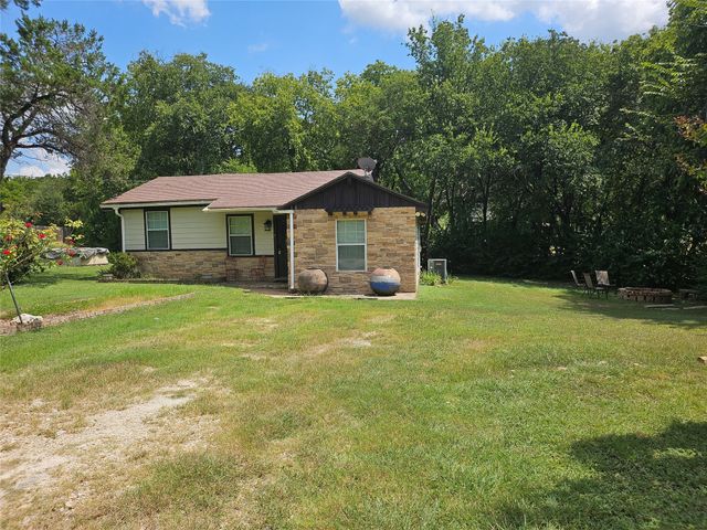 108 2nd Street, Whitney, TX 76692