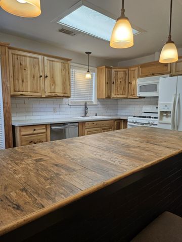 108 2nd Street, Whitney, TX 76692