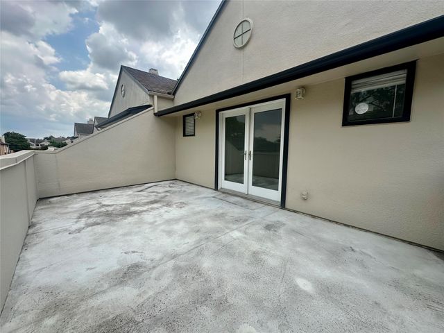 2486 Bering Drive 2486, Houston, TX 77057