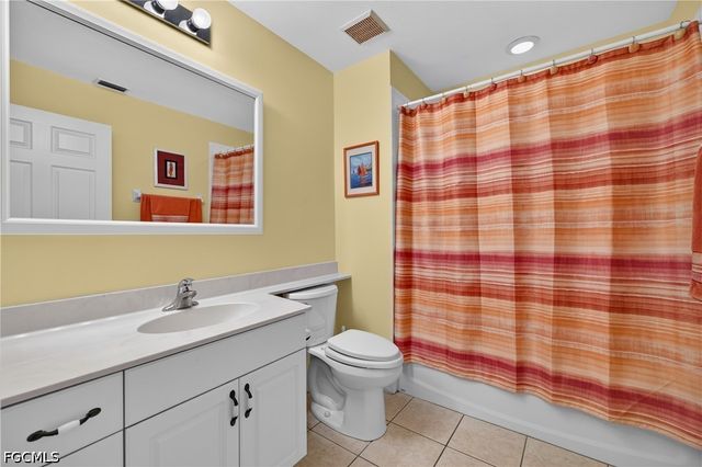 15159 Oxford CV 2502, Fort Myers, FL 33919