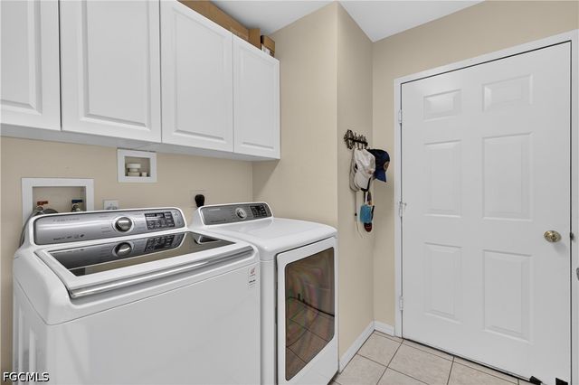 15159 Oxford CV 2502, Fort Myers, FL 33919