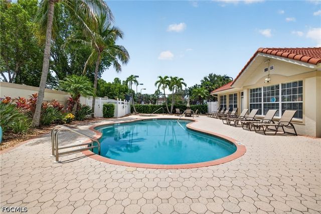 15159 Oxford CV 2502, Fort Myers, FL 33919