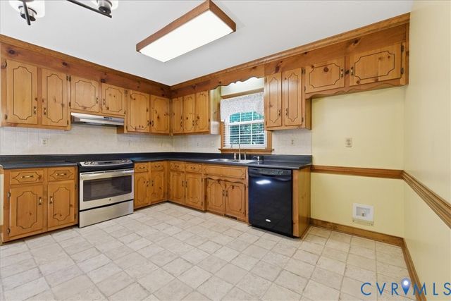11311 Ludgate Pl, Chester, VA 23831