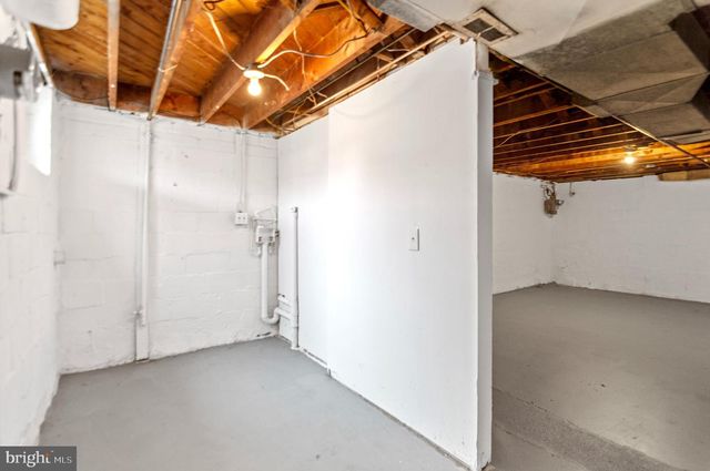 7827 EASTDALE RD, Baltimore, MD 21224
