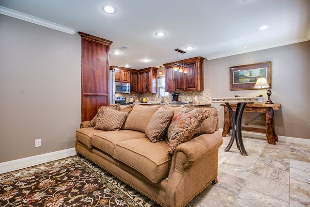 503 Driftwood Dr, Robert Lee, TX 76945