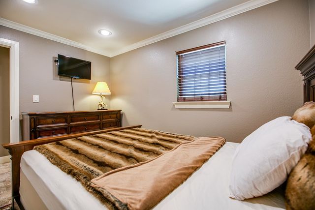 503 Driftwood Dr, Robert Lee, TX 76945