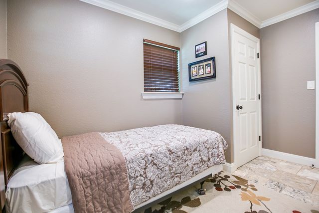 503 Driftwood Dr, Robert Lee, TX 76945