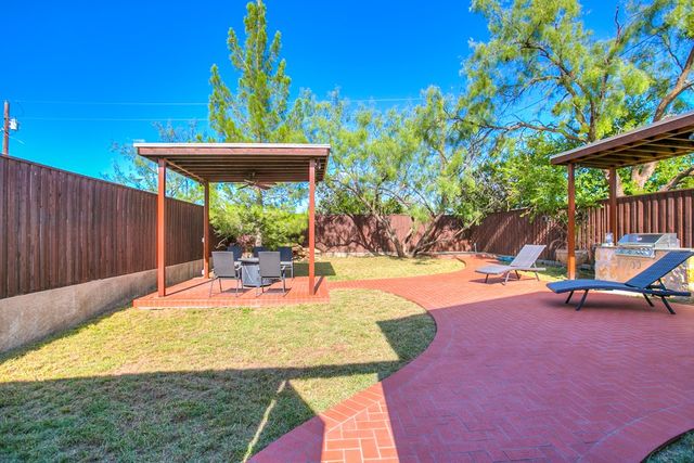 503 Driftwood Dr, Robert Lee, TX 76945