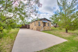 503 Driftwood Dr, Robert Lee, TX 76945