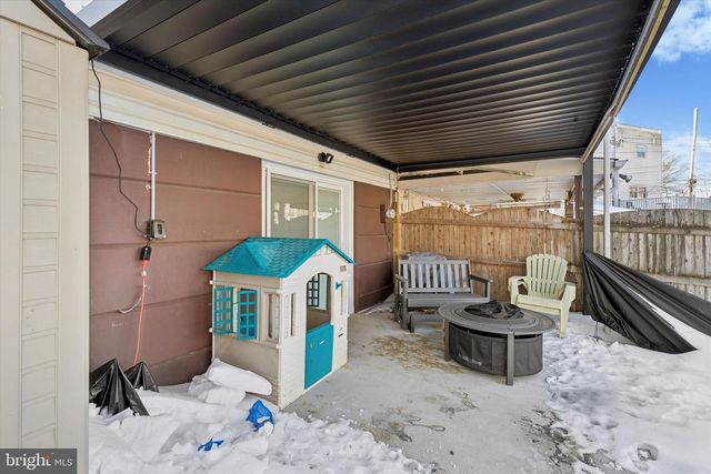 1707 CALAMIA DR, Norristown, PA 19401