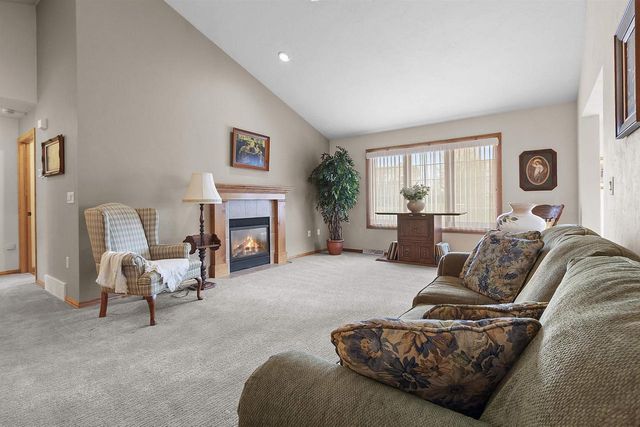 394 WOODFIELD DRIVE, Green Bay, WI 54313