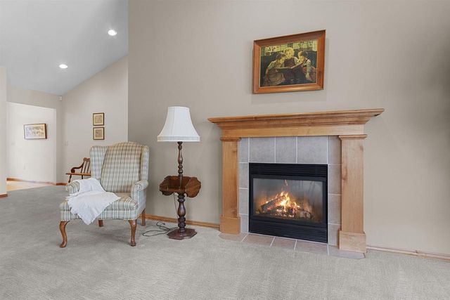 394 WOODFIELD DRIVE, Green Bay, WI 54313