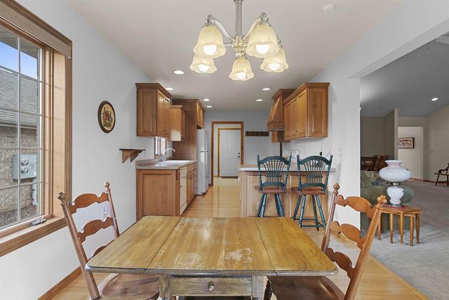 394 WOODFIELD DRIVE, Green Bay, WI 54313