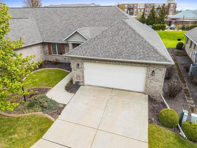 394 WOODFIELD DRIVE, Green Bay, WI 54313