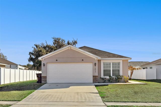 2015 ORANGE AVENUE, St Cloud, FL 34769