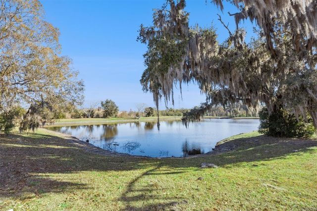 2015 ORANGE AVENUE, St Cloud, FL 34769