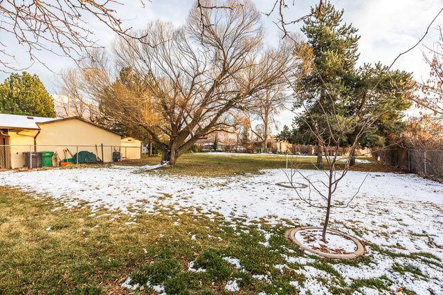 2124 E CHERRY LN, Layton, UT 84040