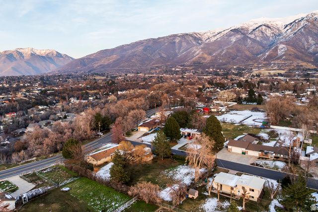 2124 E CHERRY LN, Layton, UT 84040