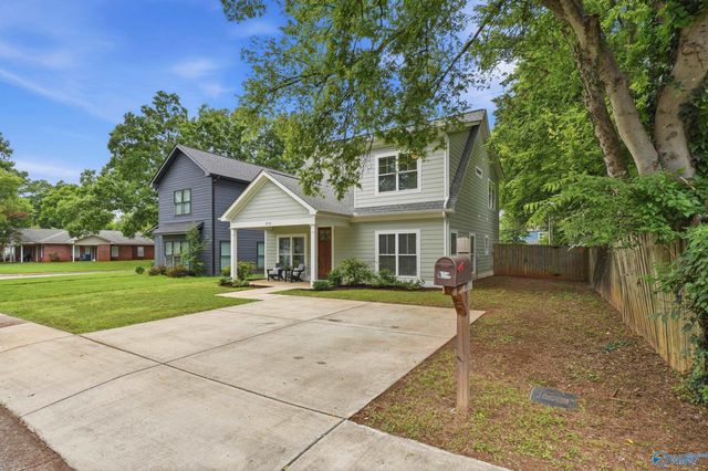 2712 8th Avenue SW, Huntsville, AL 35805