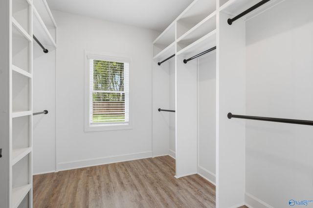 2712 8th Avenue SW, Huntsville, AL 35805
