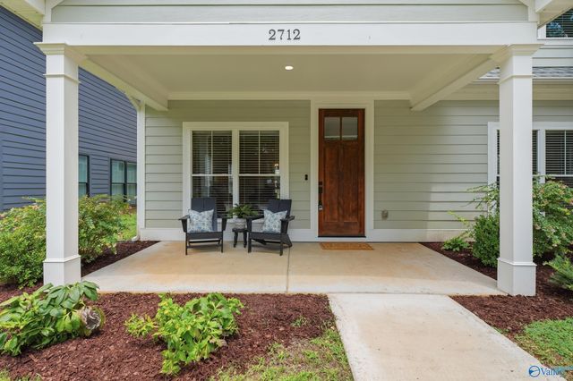 2712 8th Avenue SW, Huntsville, AL 35805