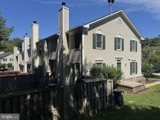 7261 OLDE LANTERN WAY, Springfield, VA 22152