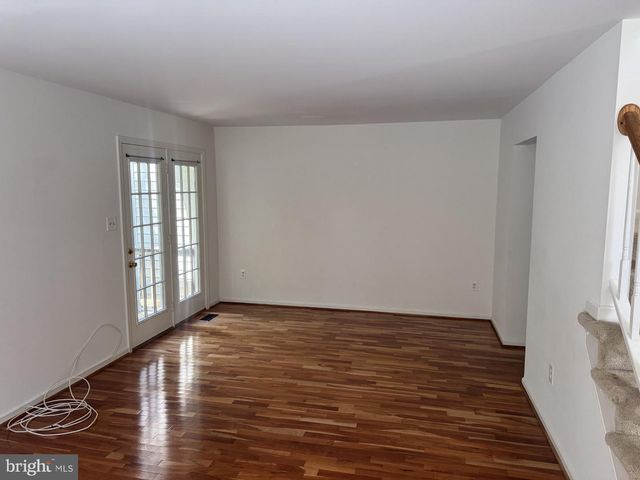 7261 OLDE LANTERN WAY, Springfield, VA 22152