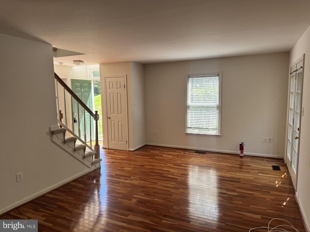 7261 OLDE LANTERN WAY, Springfield, VA 22152