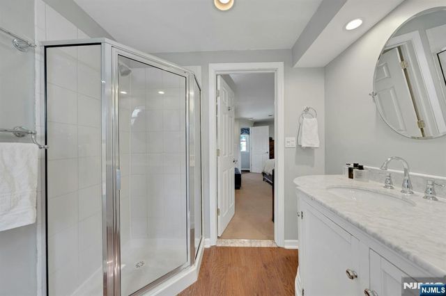 65 E Gramercy Place, Glen Rock, NJ 07452