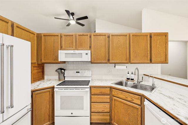 19808 137th Avenue SE, Renton, WA 98058