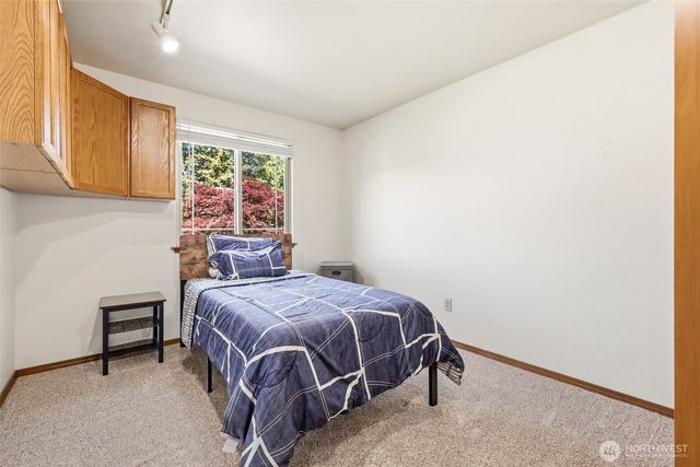 19808 137th Avenue SE, Renton, WA 98058
