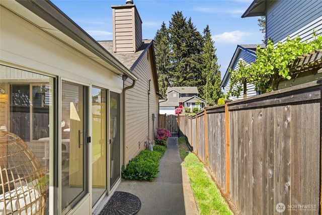 19808 137th Avenue SE, Renton, WA 98058