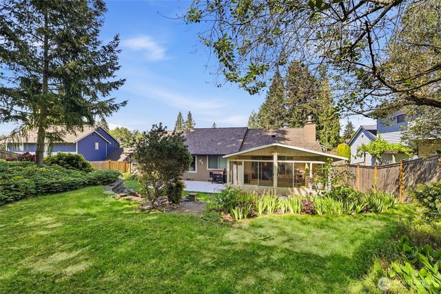 19808 137th Avenue SE, Renton, WA 98058