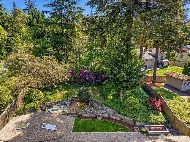 19808 137th Avenue SE, Renton, WA 98058