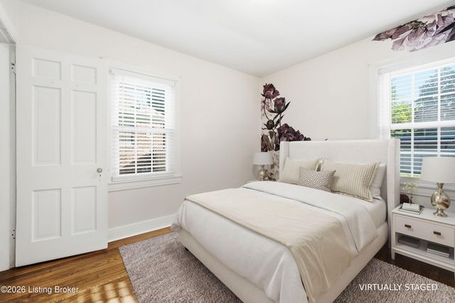 313 Iola Rd, Louisville, KY 40207