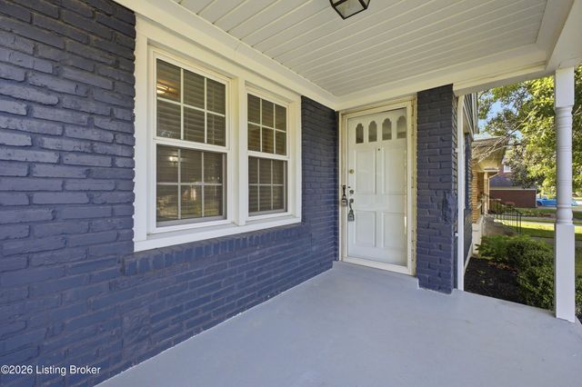 313 Iola Rd, Louisville, KY 40207