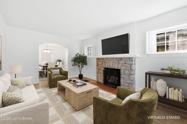 313 Iola Rd, Louisville, KY 40207
