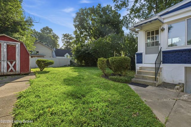 313 Iola Rd, Louisville, KY 40207