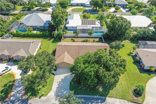560 W Forest Trail, Vero Beach, FL 32962