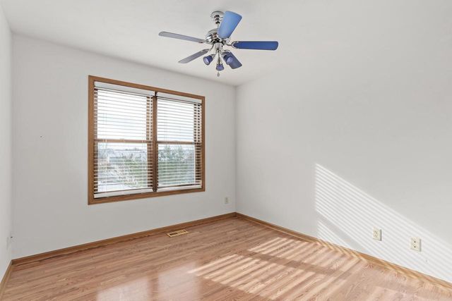 1261 Peninsula Lane, Whitewater, WI 53190