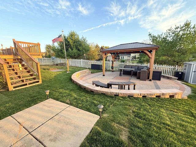 1261 Peninsula Lane, Whitewater, WI 53190