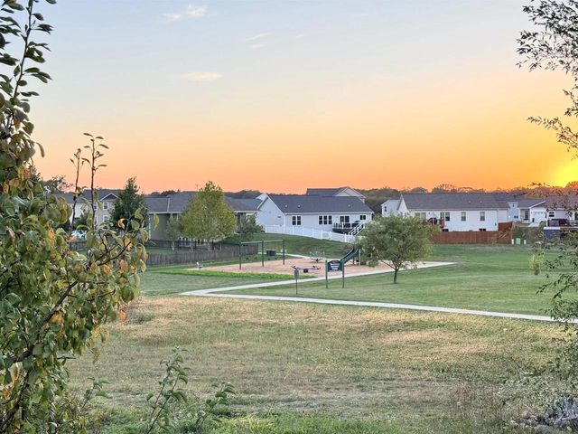 1261 Peninsula Lane, Whitewater, WI 53190