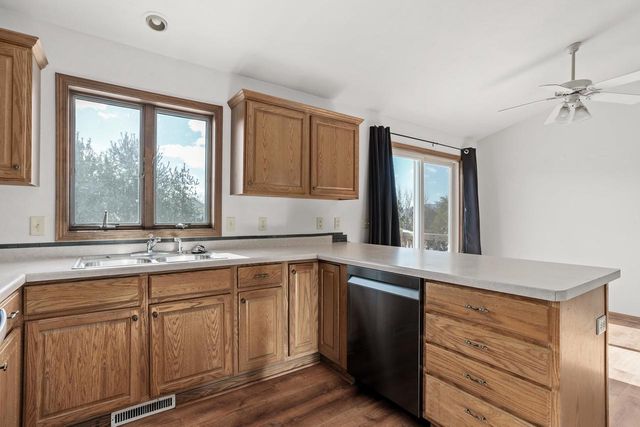 1261 Peninsula Lane, Whitewater, WI 53190